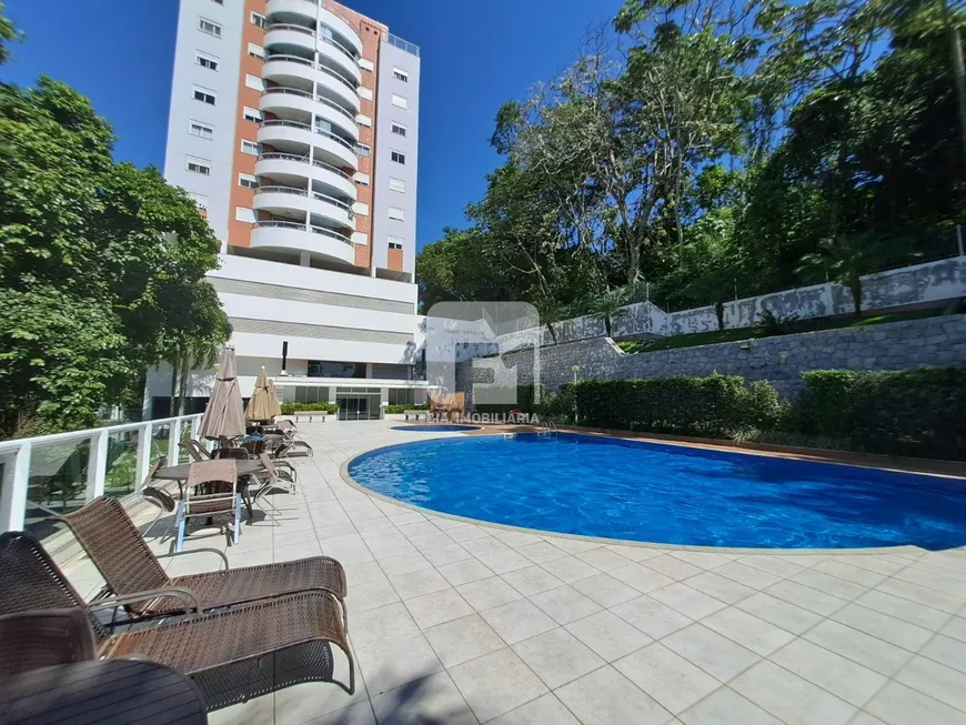 Foto 1 de Apartamento com 2 Quartos para alugar, 76m² em Pantanal, Florianópolis