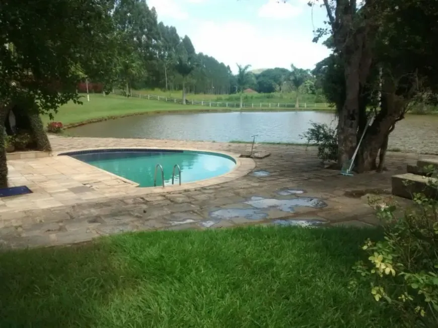 Foto 1 de Fazenda/Sítio com 3 Quartos à venda, 501m² em , Paraíba do Sul