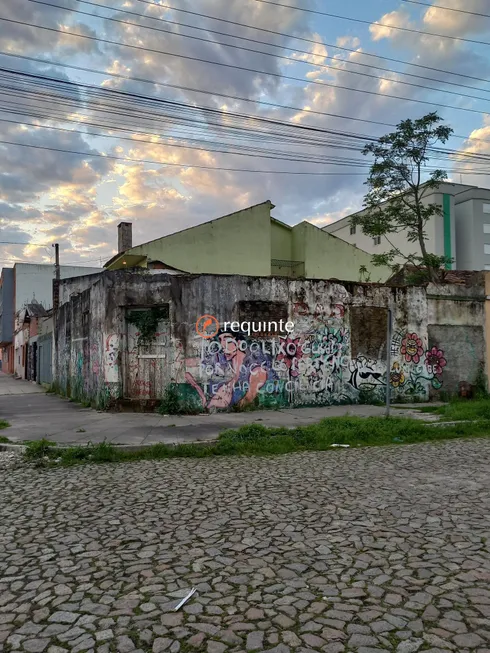 Foto 1 de Lote/Terreno à venda, 120m² em Centro, Pelotas