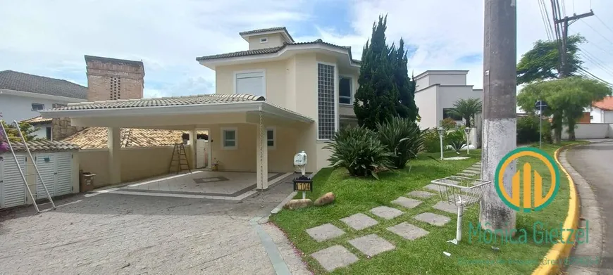 Foto 1 de Casa de Condomínio com 4 Quartos para venda ou aluguel, 300m² em Sao Paulo II, Cotia