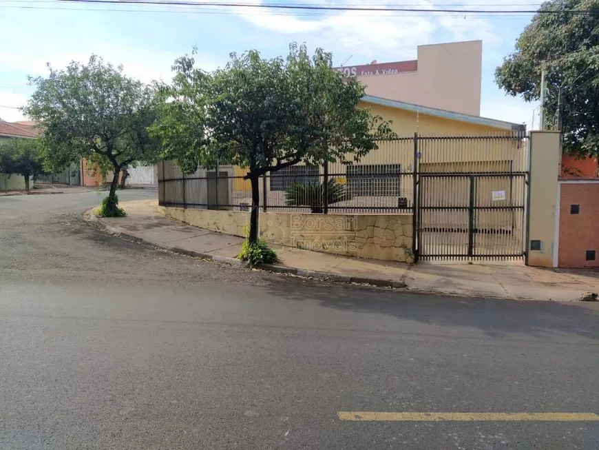 Foto 1 de Casa com 2 Quartos à venda, 122m² em Jardim Santa Clara, Araraquara