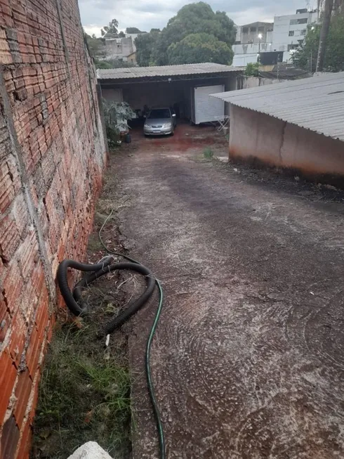 Foto 1 de Lote/Terreno à venda, 200m² em Coroados, Londrina