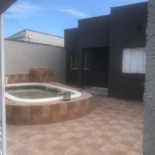 Foto 1 de Casa com 2 Quartos à venda, 67m² em Suarão, Itanhaém