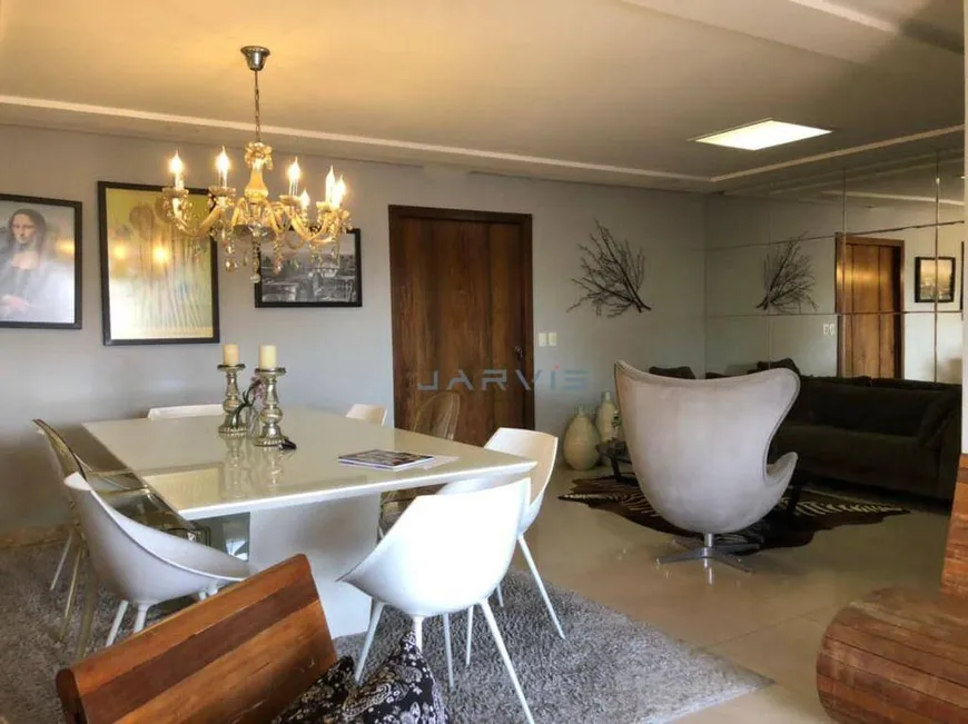 Foto 1 de Apartamento com 4 Quartos à venda, 170m² em Ponta Verde, Maceió