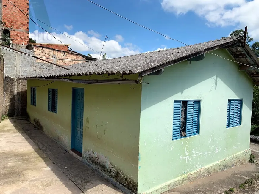 Foto 1 de Casa com 6 Quartos à venda, 200m² em Jardim Elisa, Embu das Artes