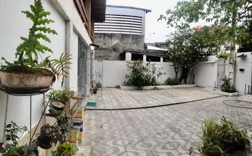 Foto 1 de Casa com 3 Quartos à venda, 176m² em Ilha dos Ayres, Vila Velha