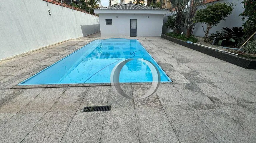 Foto 1 de Casa com 3 Quartos à venda, 180m² em Enseada, Guarujá
