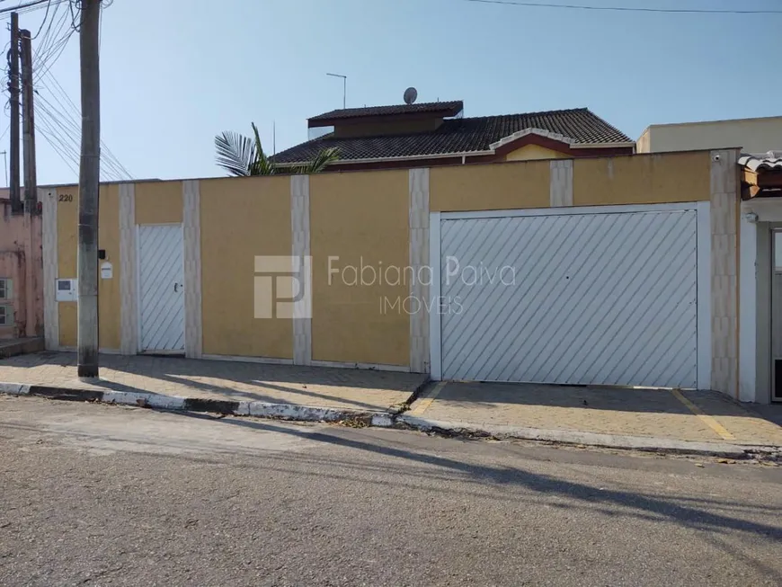 Foto 1 de Casa com 3 Quartos à venda, 350m² em Jordanopolis, Arujá