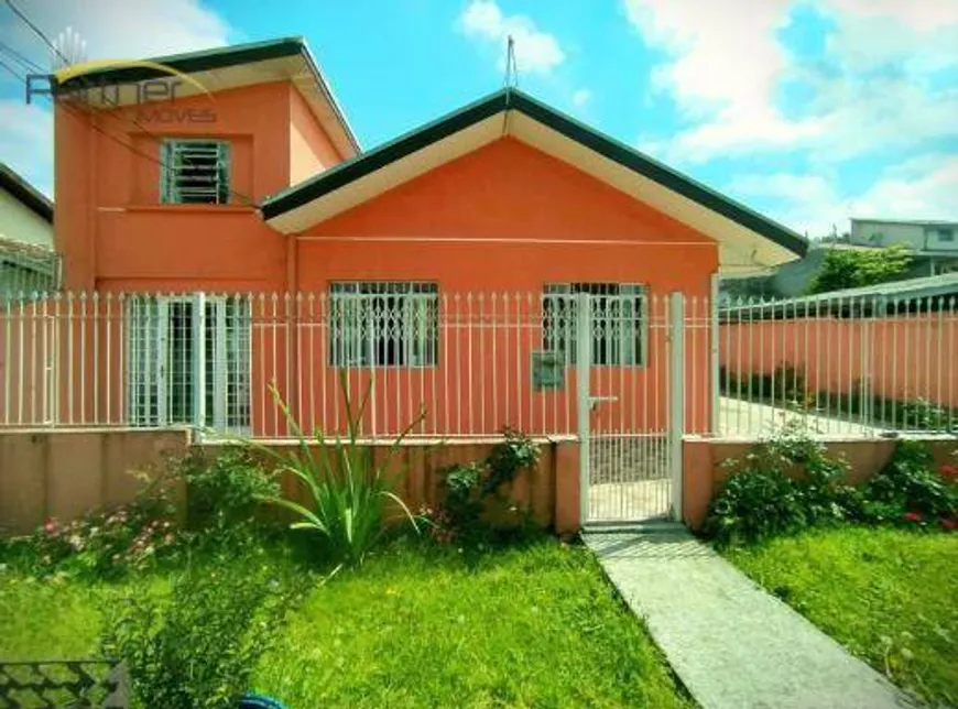 Foto 1 de Casa com 5 Quartos à venda, 160m² em Novo Mundo, Curitiba