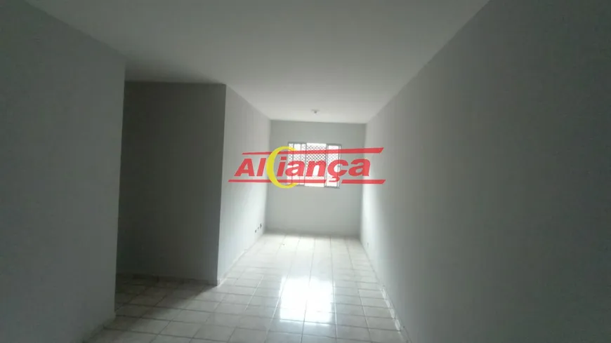 Foto 1 de Apartamento com 2 Quartos para alugar, 55m² em Picanço, Guarulhos