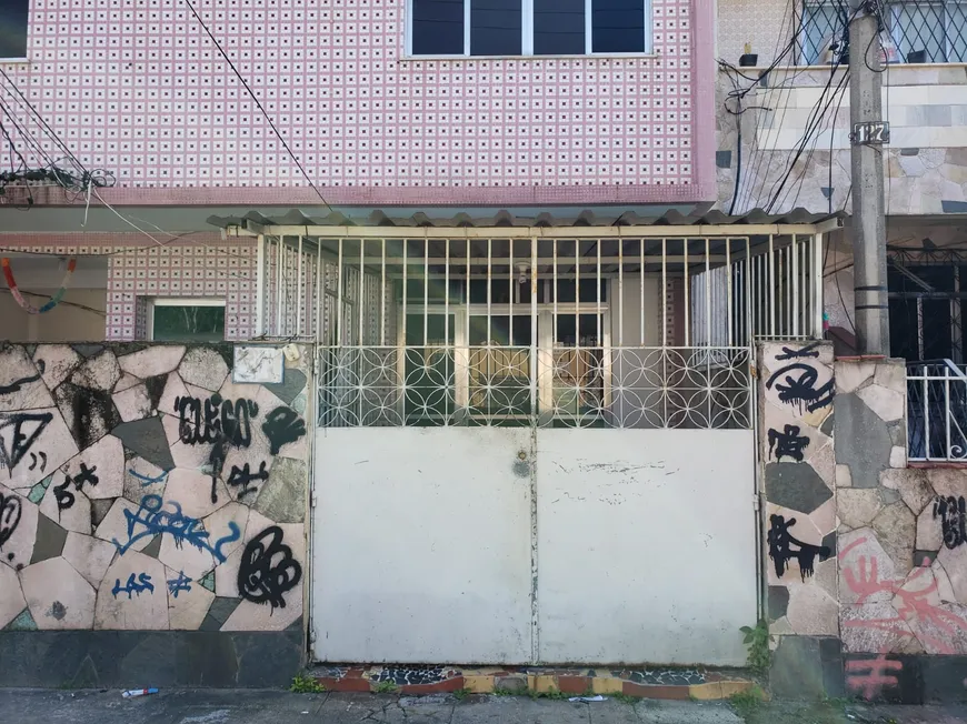 Foto 1 de Apartamento com 1 Quarto para alugar, 40m² em Irajá, Rio de Janeiro