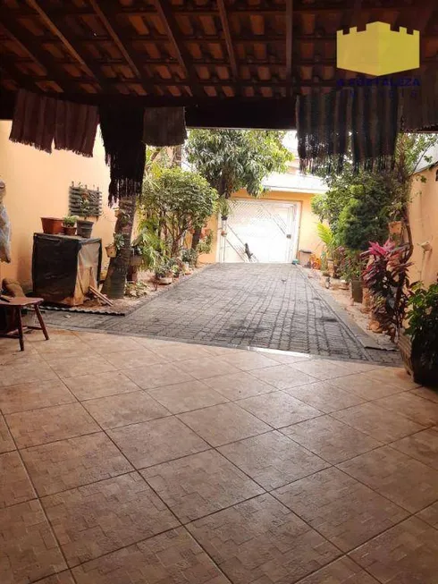 Foto 1 de Casa com 3 Quartos à venda, 177m² em Parque Residencial Jaguari, Americana