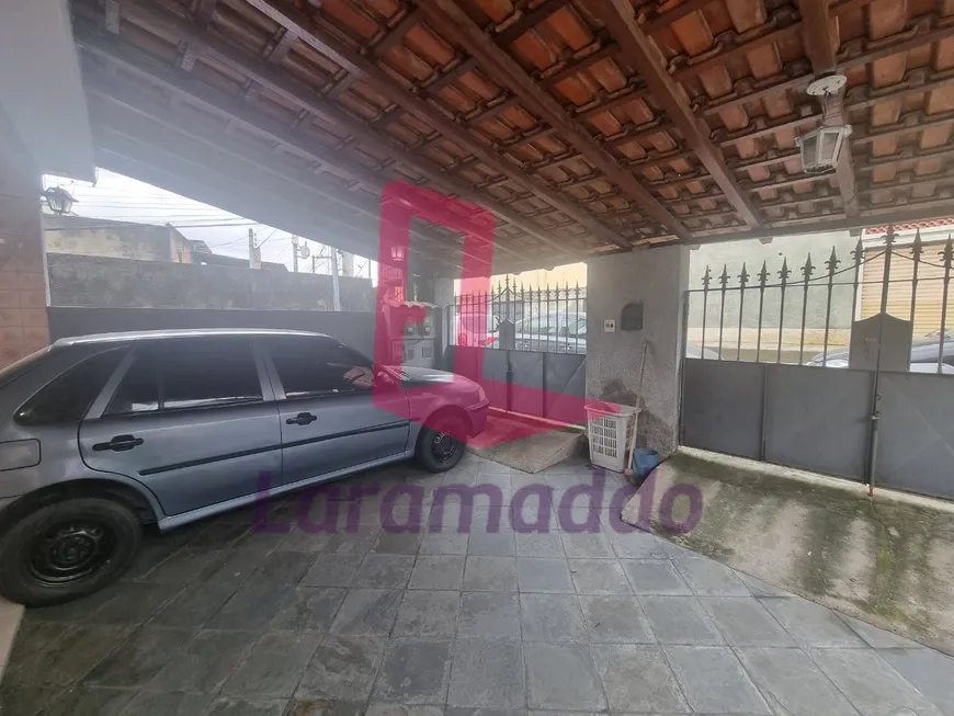 Foto 1 de Casa com 2 Quartos à venda, 255m² em Covanca, São Gonçalo