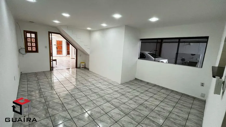 Foto 1 de Sobrado com 4 Quartos à venda, 270m² em Vila Clarice, Santo André