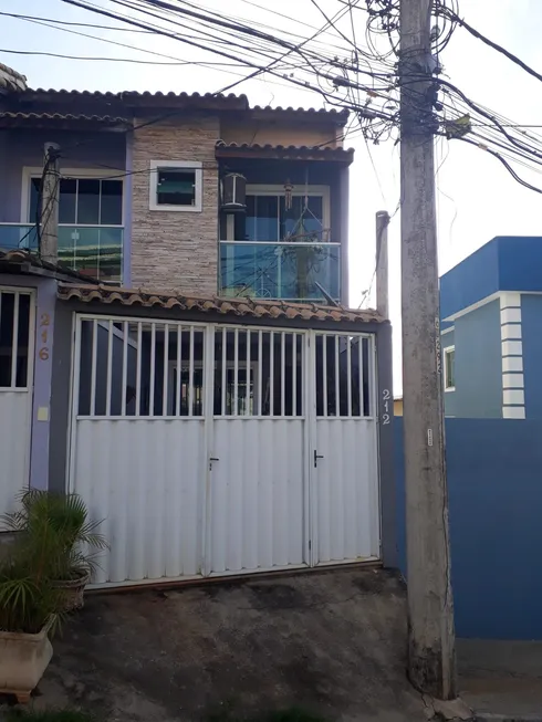 Foto 1 de Casa com 2 Quartos à venda, 80m² em Jardim Vitória, Macaé