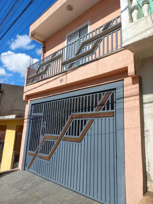 Foto 1 de Casa com 3 Quartos à venda, 125m² em Vila Silviânia, Carapicuíba