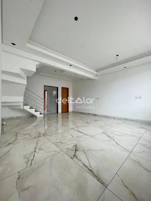 Foto 1 de Casa com 3 Quartos à venda, 105m² em Santa Mônica, Belo Horizonte