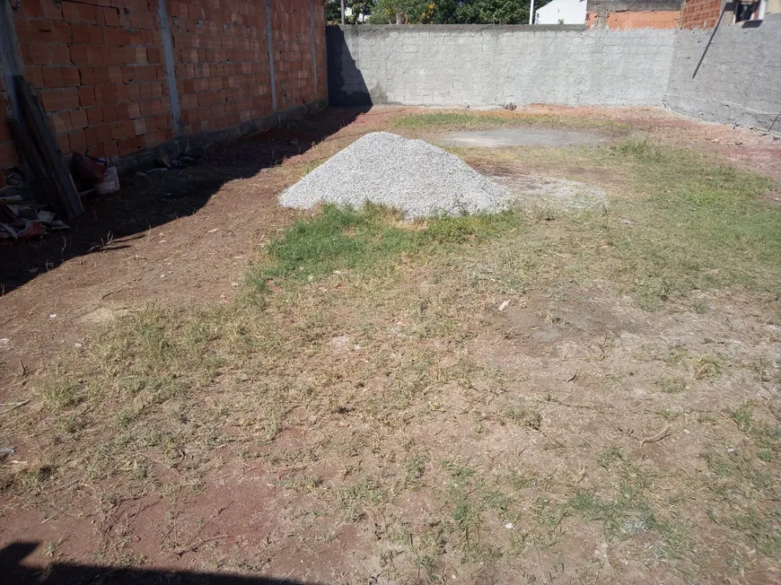 Foto 1 de Lote/Terreno à venda, 200m² em Ajuda de Cima, Macaé