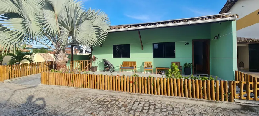 Foto 1 de Casa de Condomínio com 3 Quartos à venda, 130m² em Miragem, Lauro de Freitas