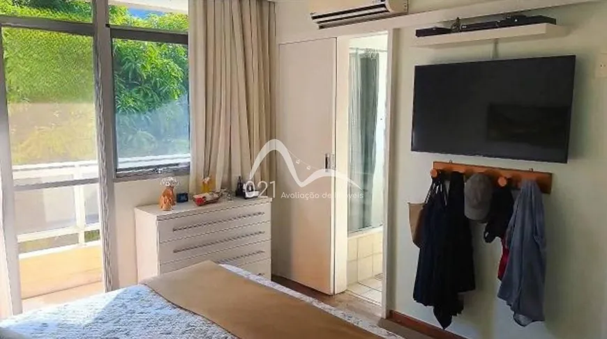 Foto 1 de Apartamento com 4 Quartos à venda, 170m² em Lagoa, Rio de Janeiro