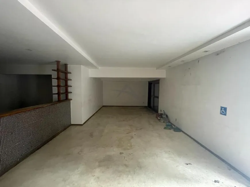 Foto 1 de Imóvel Comercial com 6 Quartos para venda ou aluguel, 375m² em Cambuí, Campinas