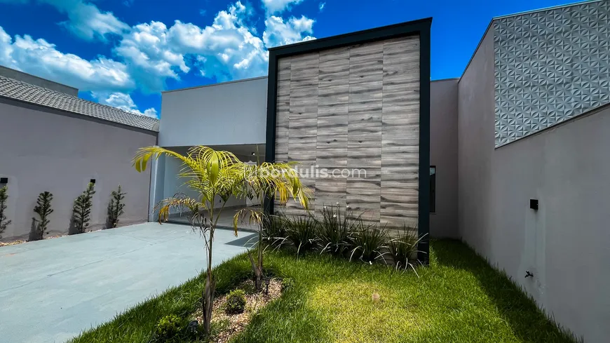 Foto 1 de Casa com 3 Quartos à venda, 140m² em Aquarela das Artes, Sinop