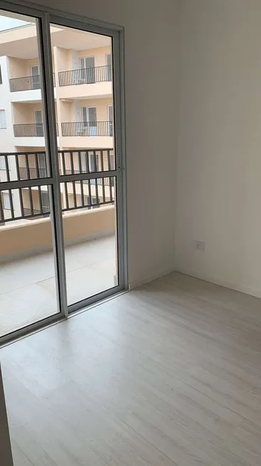 Foto 1 de Apartamento com 2 Quartos à venda, 41m² em Jardim da Glória, Cotia