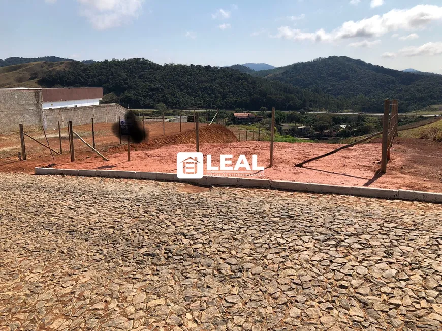 Foto 1 de Lote/Terreno à venda, 734m² em Centro, Matias Barbosa