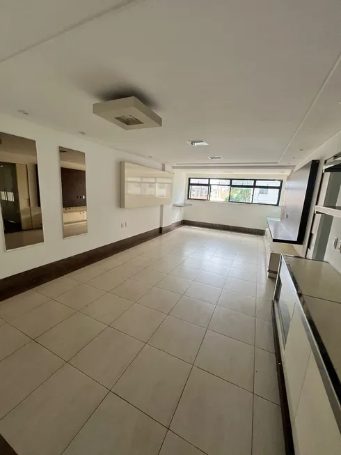 Foto 1 de Apartamento com 3 Quartos à venda, 108m² em Fátima, Fortaleza