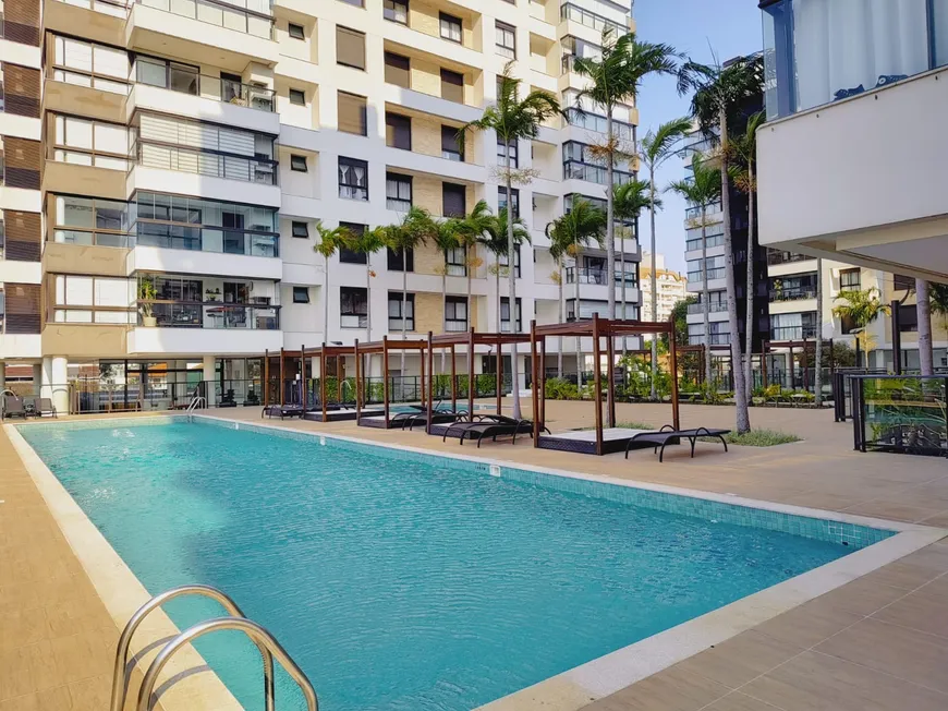 Foto 1 de Apartamento com 3 Quartos à venda, 92m² em Estreito, Florianópolis