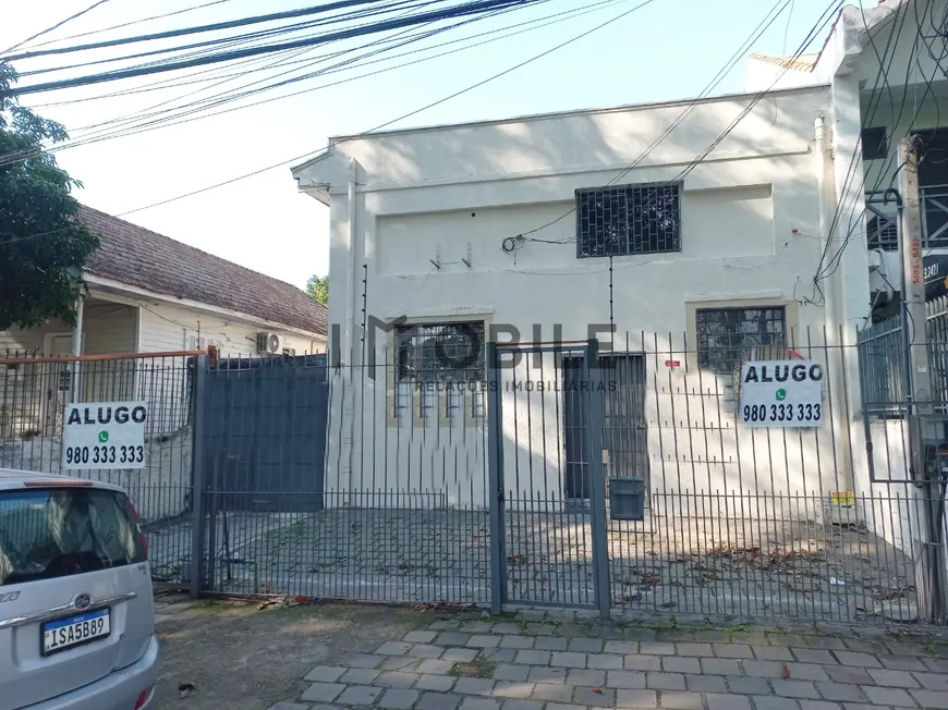 Foto 1 de Galpão/Depósito/Armazém para venda ou aluguel, 300m² em Jardim São Pedro, Porto Alegre