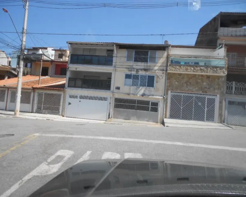 Foto 1 de Sobrado com 4 Quartos à venda, 10m² em Jardim Guapituba, Mauá