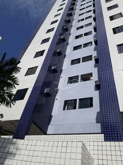 Foto 1 de Apartamento com 2 Quartos à venda, 66m² em Casa Amarela, Recife