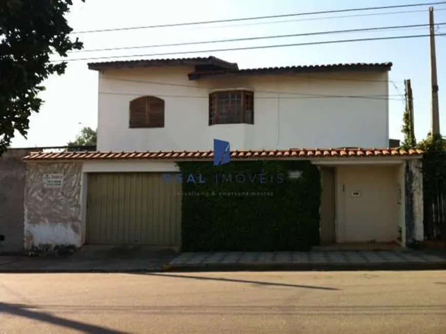 Foto 1 de Casa com 3 Quartos à venda, 294m² em Jardim Maria do Carmo, Sorocaba