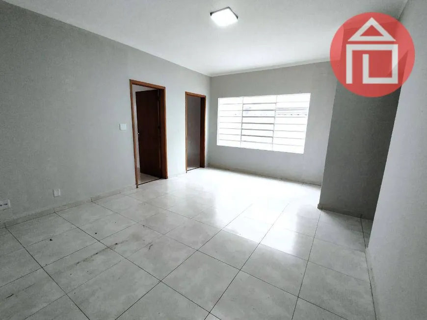 Foto 1 de Casa com 6 Quartos para alugar, 154m² em Centro, Bragança Paulista