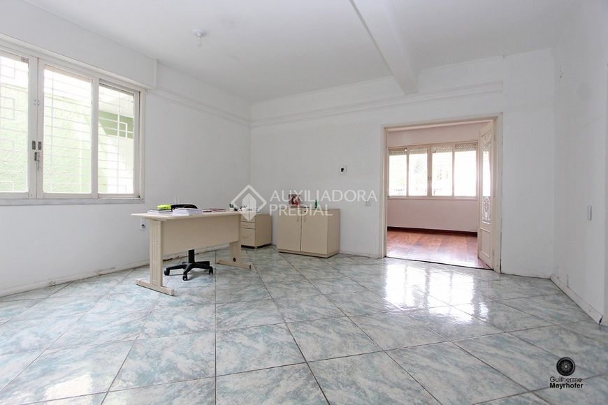 Casa na Rua Guilherme Alves, 1547, Partenon em Porto Alegre, por R$  1.500.000 - Viva Real