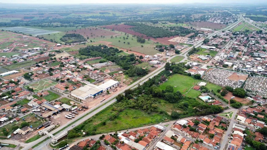 Foto 1 de Lote/Terreno à venda, 42178m² em Centro, Bela Vista de Goiás