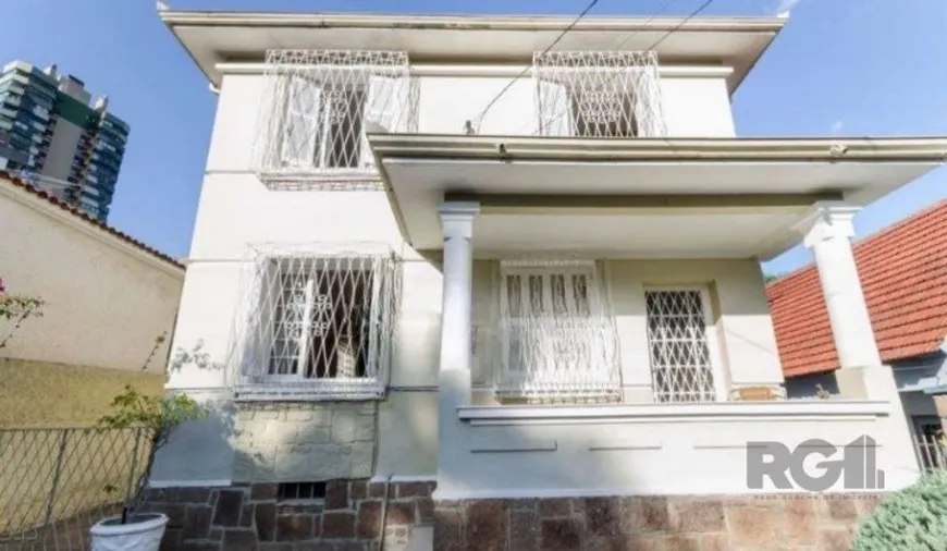 Foto 1 de Casa com 4 Quartos à venda, 359m² em Petrópolis, Porto Alegre