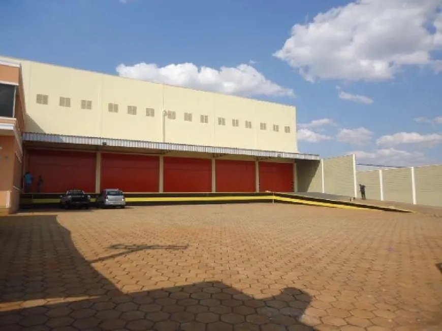 Foto 1 de Ponto Comercial à venda, 3830m² em , Cravinhos