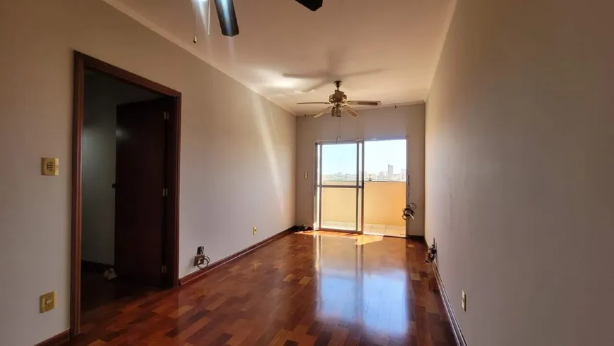 Foto 1 de Apartamento com 3 Quartos à venda, 82m² em Vila Gioto, Limeira