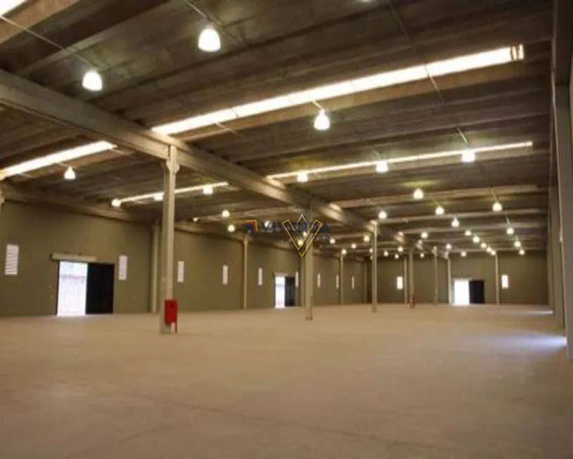 Foto 1 de Galpão/Depósito/Armazém para alugar, 4200m² em Alphaville Industrial, Barueri