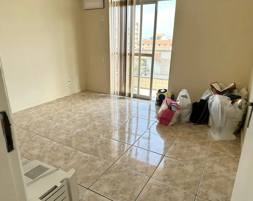Foto 1 de Apartamento com 2 Quartos à venda, 97m² em Braga, Cabo Frio