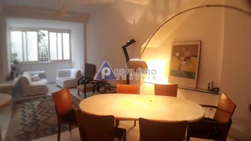 Foto 1 de Apartamento com 4 Quartos à venda, 190m² em Lagoa, Rio de Janeiro