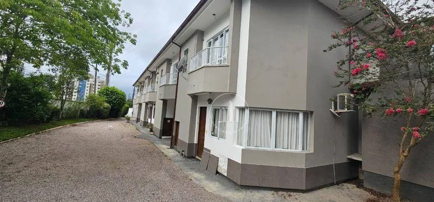 Foto 1 de Casa de Condomínio com 3 Quartos à venda, 95m² em Cidade Universitaria Pedra Branca, Palhoça