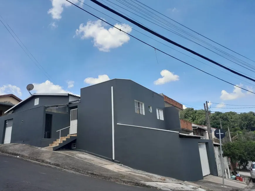 Foto 1 de Casa com 4 Quartos à venda, 135m² em Jardim Nova Palmares, Valinhos