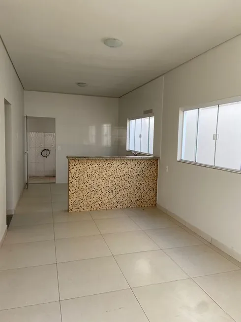 Foto 1 de Casa com 2 Quartos à venda, 70m² em Shopping Park, Uberlândia