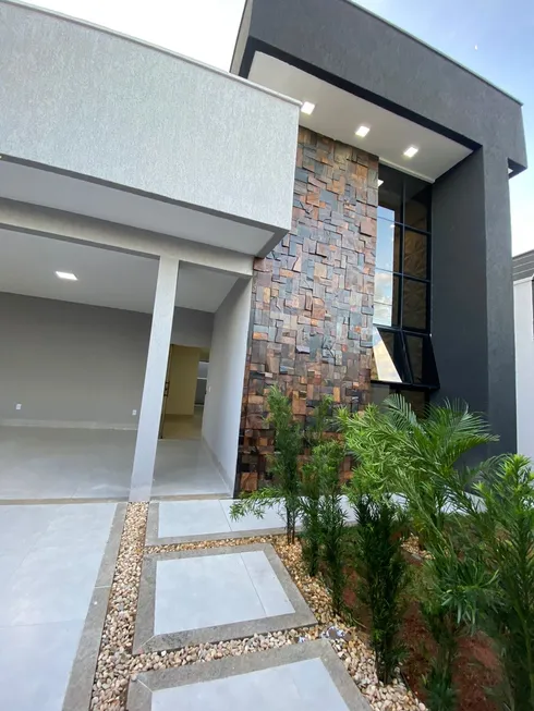 Foto 1 de Casa com 3 Quartos à venda, 150m² em Vila William, Trindade