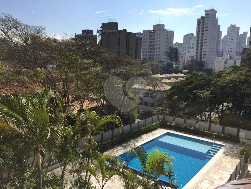 Foto 1 de Apartamento com 4 Quartos à venda, 230m² em Real Parque, São Paulo