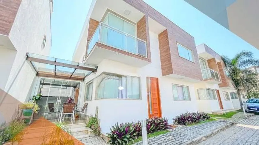 Foto 1 de Casa de Condomínio com 3 Quartos à venda, 250m² em Freguesia- Jacarepaguá, Rio de Janeiro
