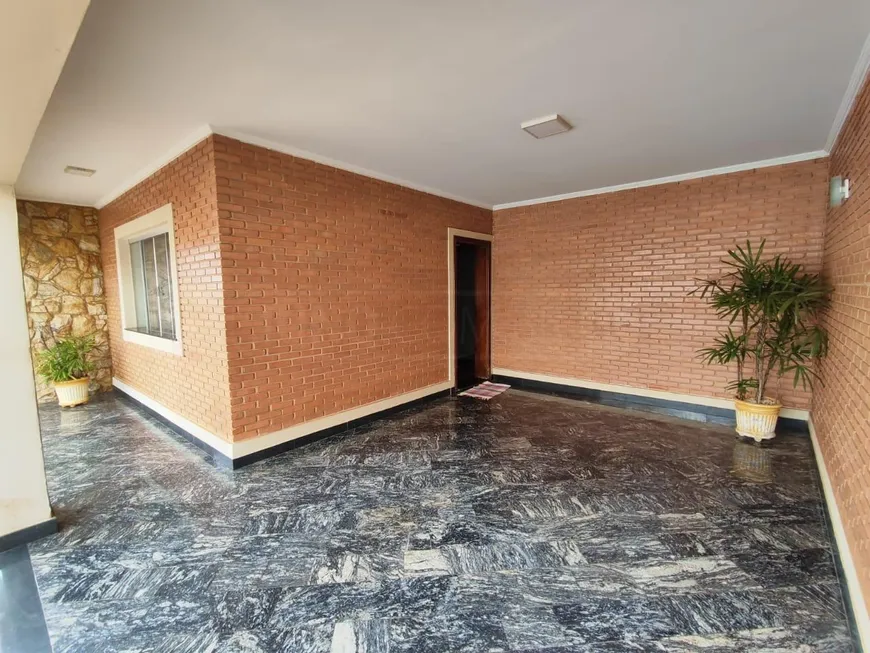 Foto 1 de Casa com 3 Quartos à venda, 258m² em Jardim Bom Jesus, Rio das Pedras